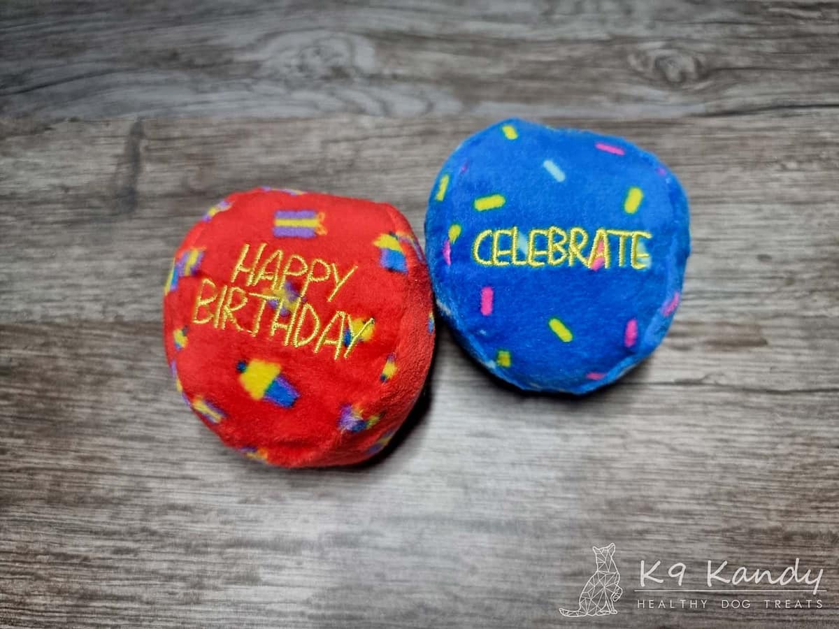 Kong Plush Bday Ball - 003 W Kong Occasions Birthday Balls